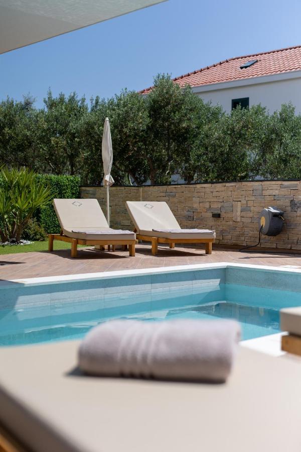 Luxury Villa Favela With Heated Pool Trogir Exterior foto