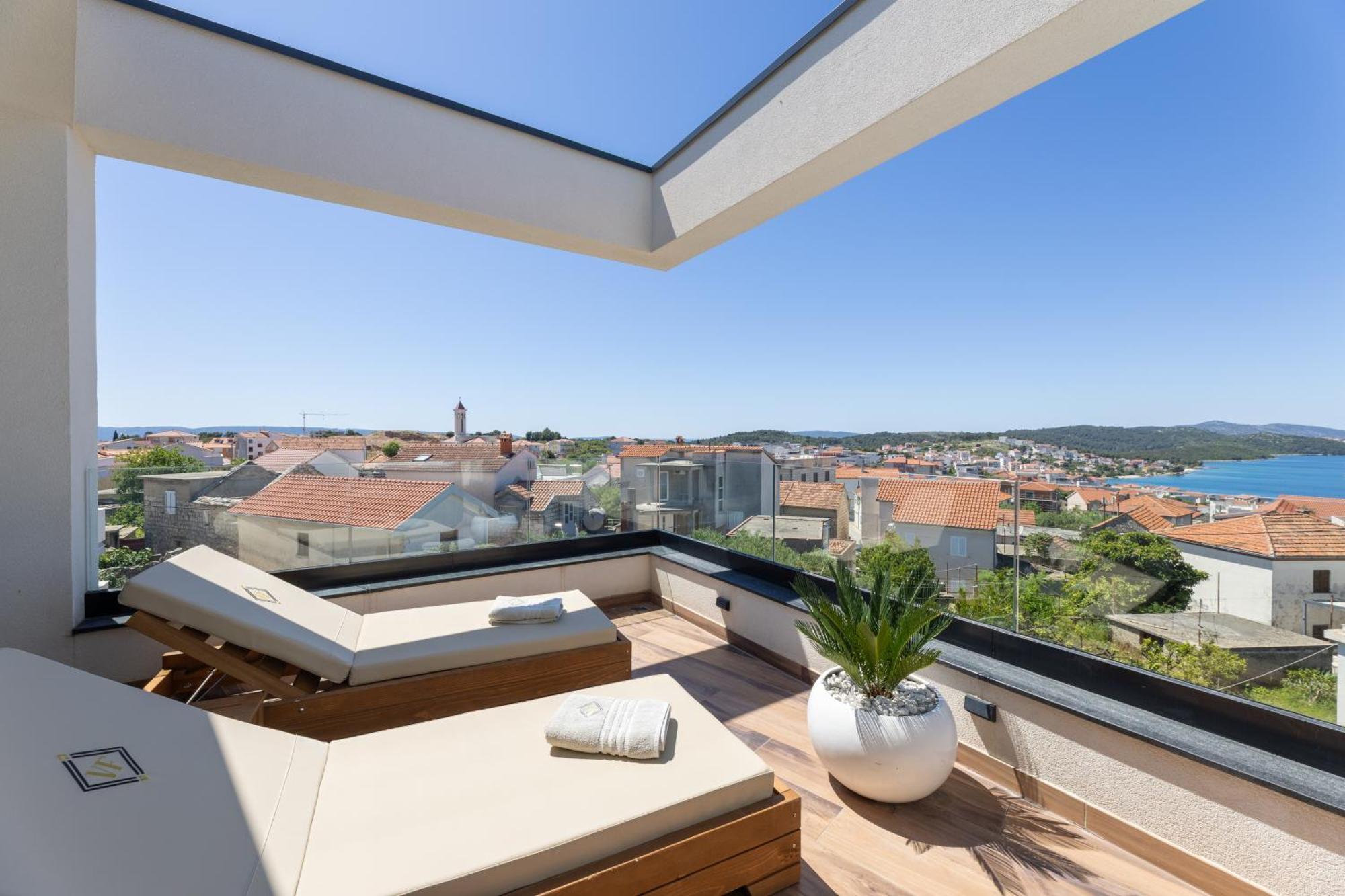Luxury Villa Favela With Heated Pool Trogir Exterior foto